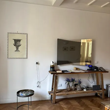 Ah Trevi 게스트하우스 4*